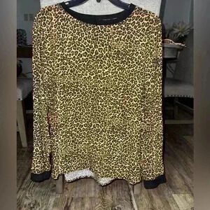 JOHNSTON & MURPHY Leopard Printed Knit Trim Blouse - Size Medium - NEW $99.50